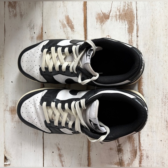 NIKE Low Dunk Vintage Panda sneakers black white retro sz 8.5 women’s FQ9988-100 - Picture 7 of 12